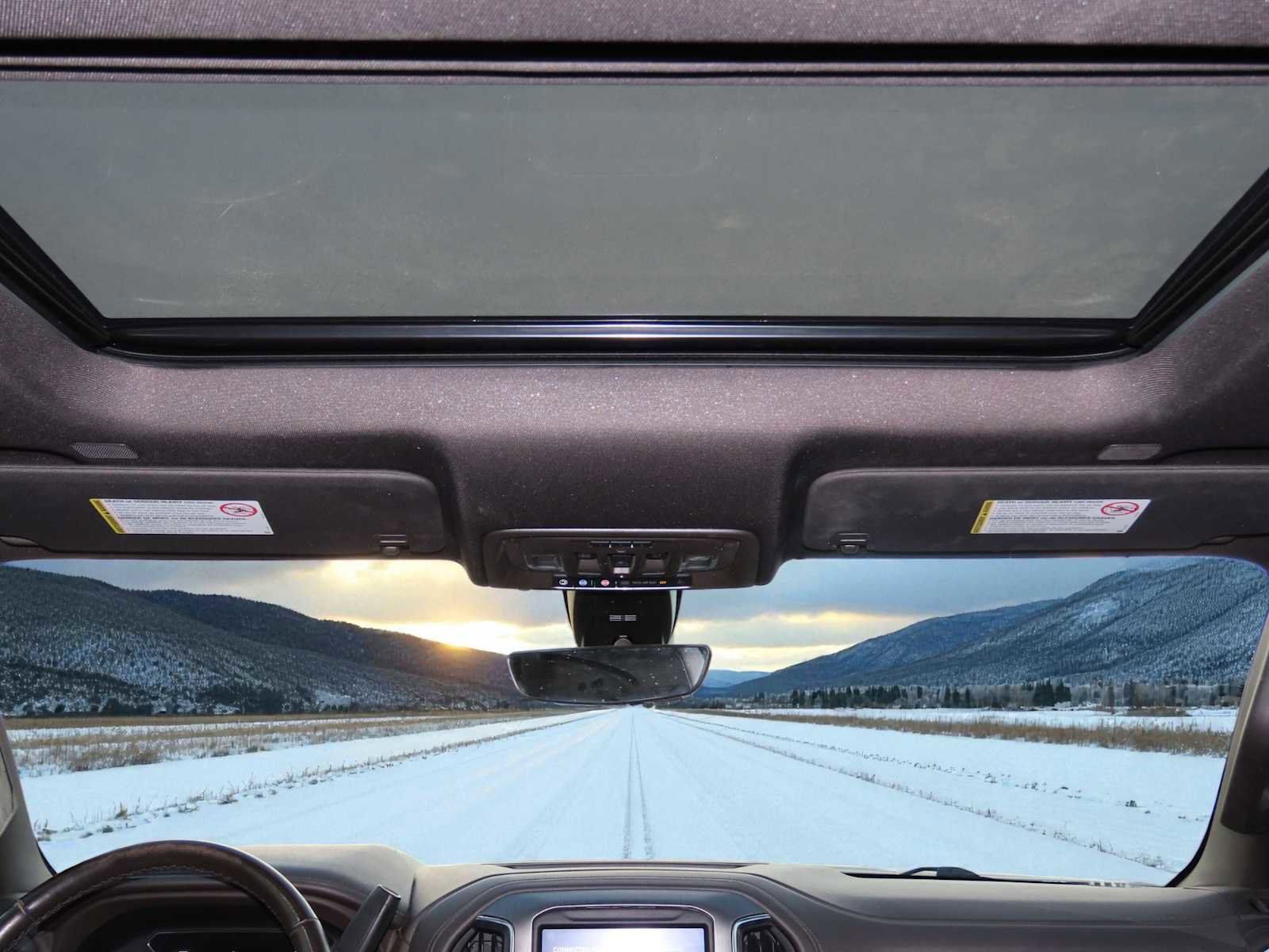 Used 2022 GMC Sierra 3500 Denali w/ Denali Ultimate Package image 29