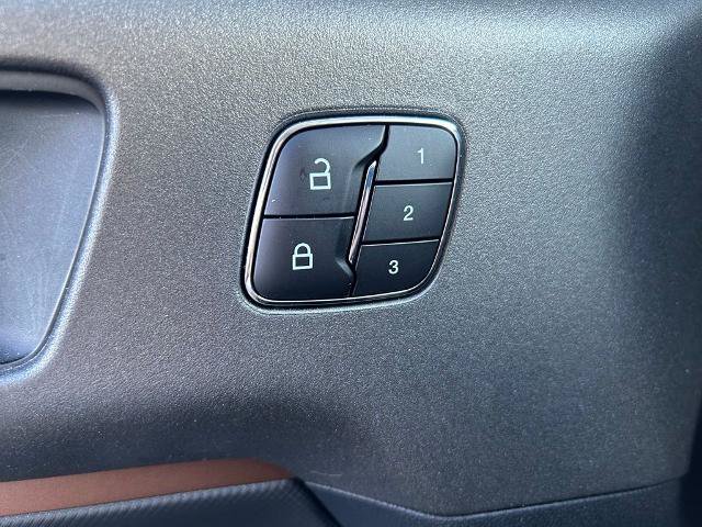 Certified 2025 Ford Bronco Sport Outer Banks w/ Outer Banks Tech Package+ AWD/4WD image 12