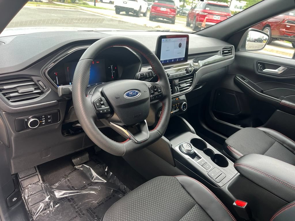 Certified 2026 Ford Escape ST-Line AWD/4WD image 24