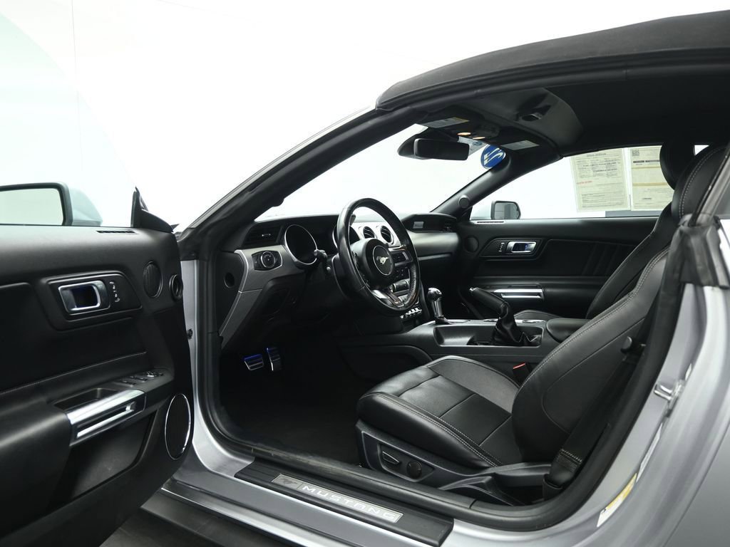 Certified 2022 Ford Mustang Premium image 9