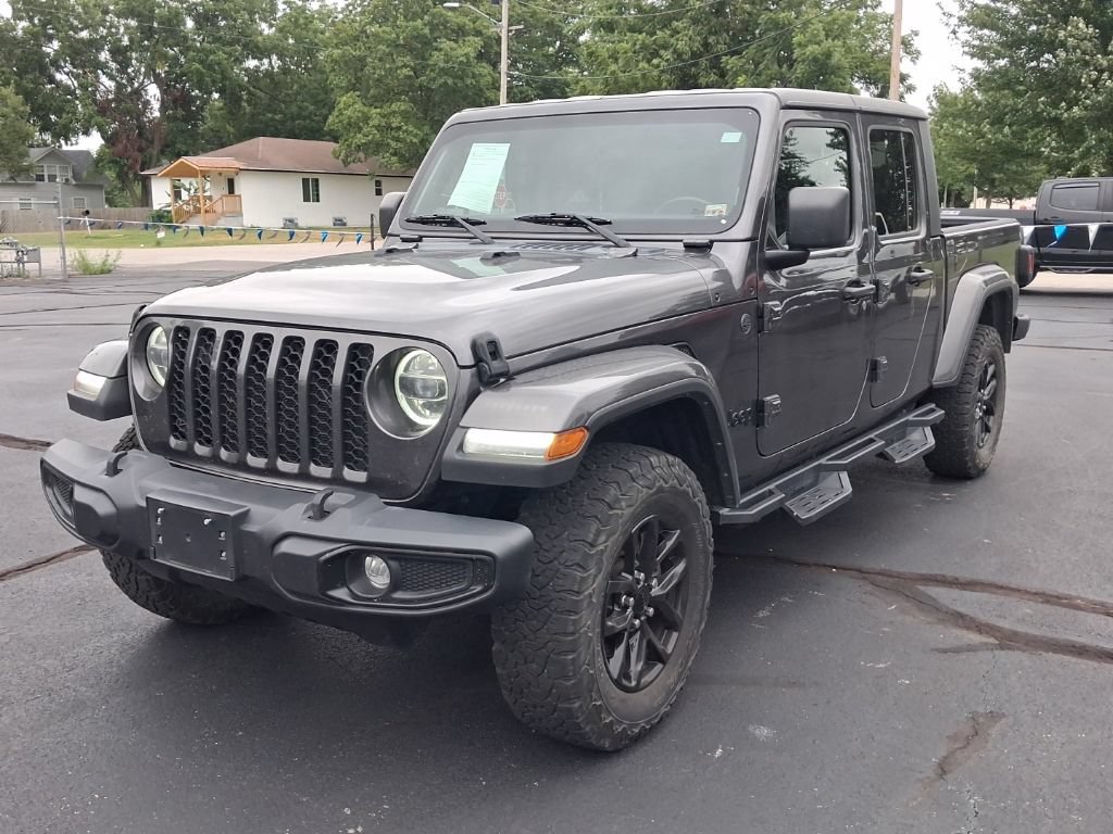 Used 2022 Jeep Gladiator Sport AWD/4WD image 2