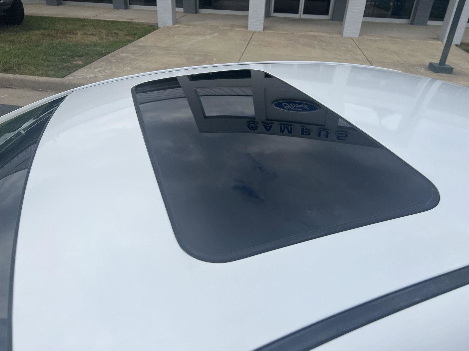Used 2018 Hyundai Elantra Value Edition FWD image 8