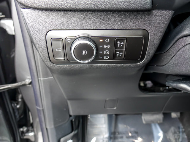 Certified 2025 Ford Escape Platinum image 19