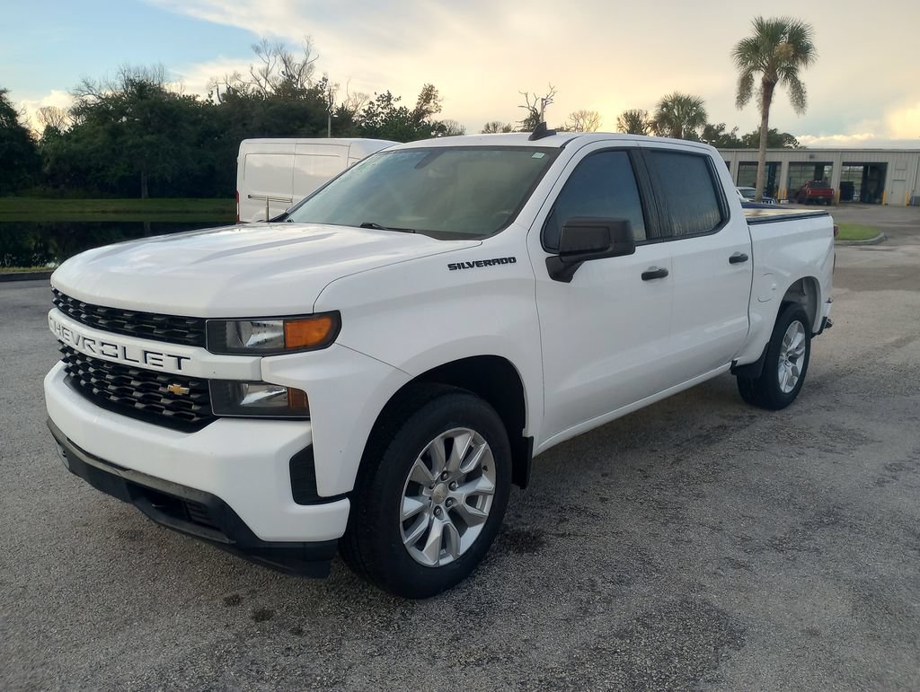 Used 2022 Chevrolet Silverado 1500 Custom RWD image 3