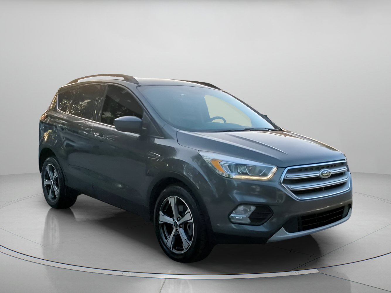 Certified 2017 Ford Escape SE w/ SE Leather Comfort Package FWD image 2