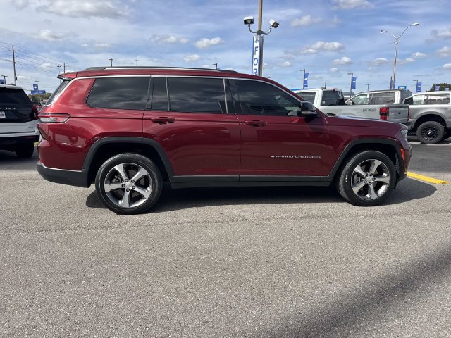 Used 2023 Jeep Grand Cherokee L Limited w/ Luxury Tech Group II RWD image 4
