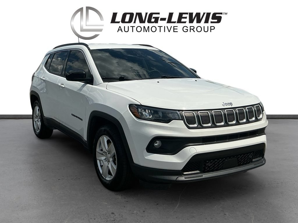 Used 2022 Jeep Compass Latitude FWD image 10