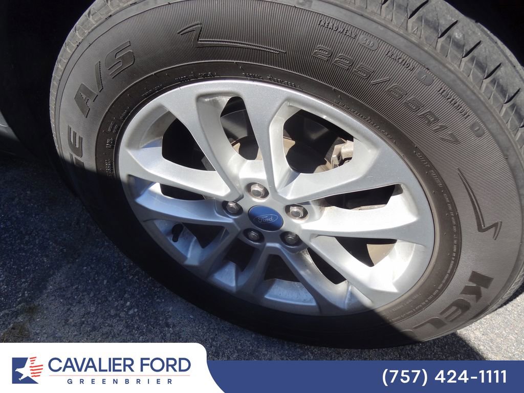 Certified 2022 Ford Escape SE w/ Convenience Package FWD image 11
