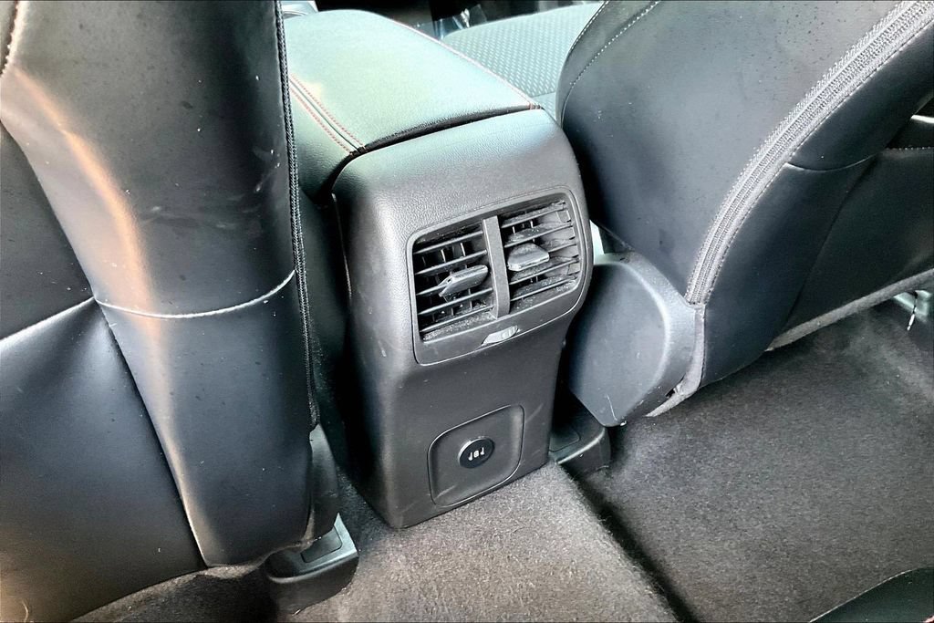 Certified 2025 Ford Escape ST-Line FWD image 12