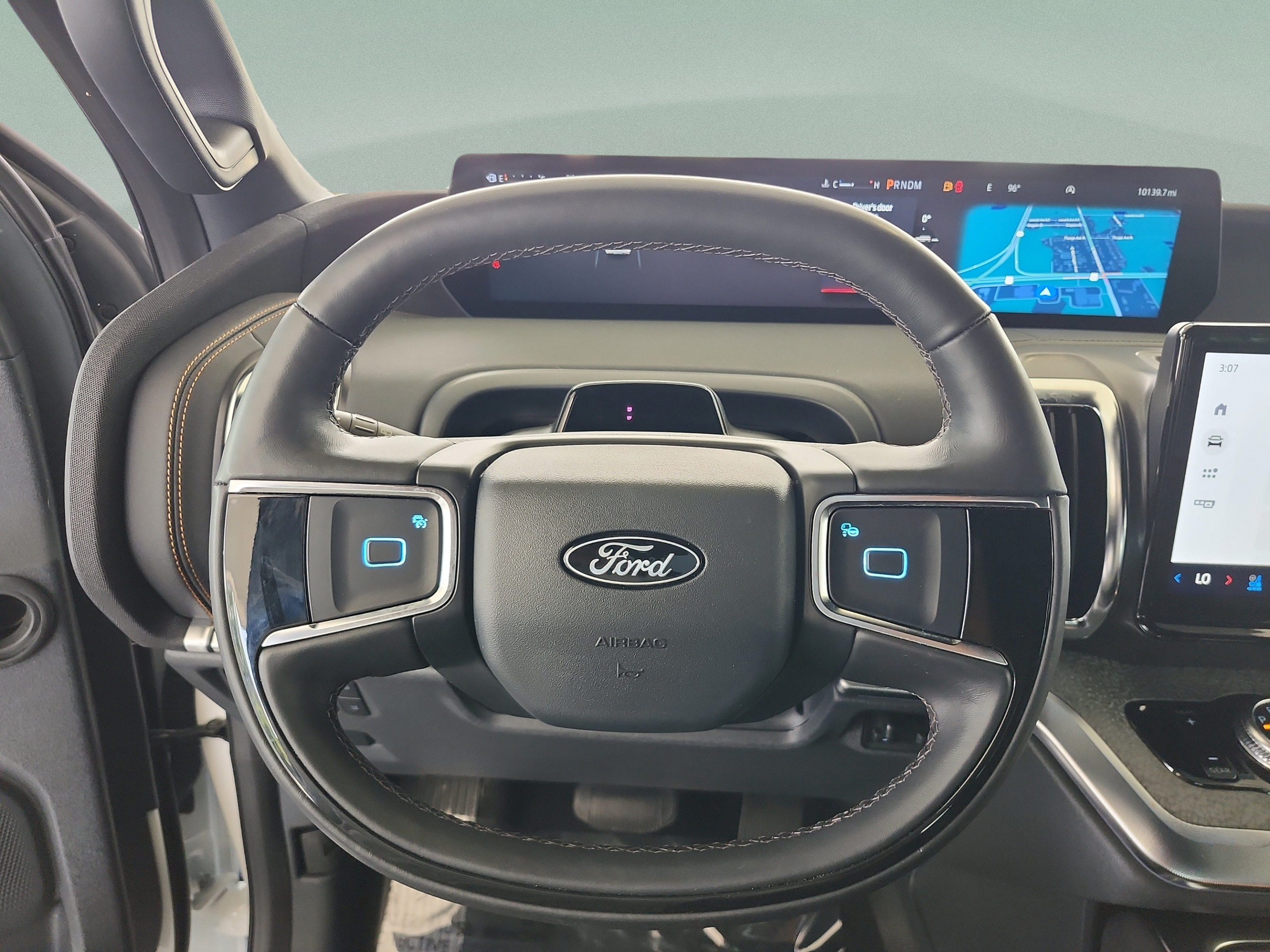 Certified 2025 Ford Expedition Tremor AWD/4WD image 9