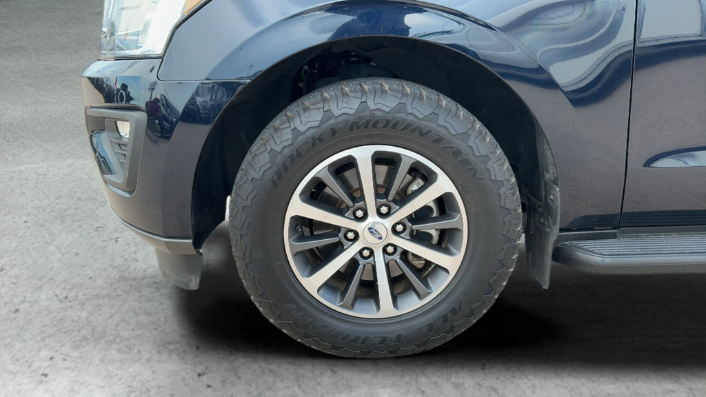Certified 2021 Ford Expedition XLT RWD image 26