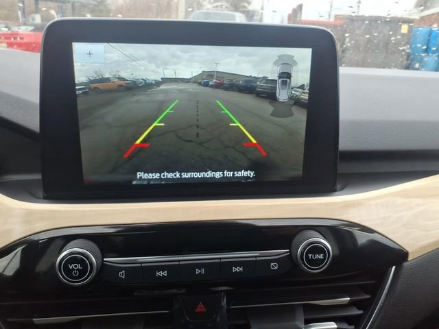 Certified 2021 Ford Escape Titanium w/ Titanium Elite Package image 23