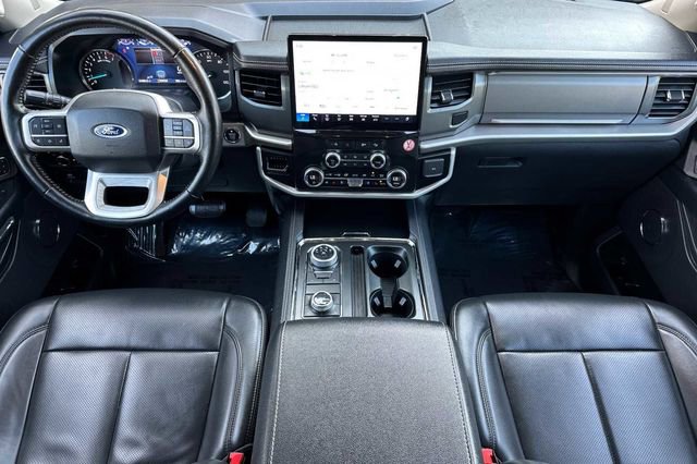 Certified 2024 Ford Expedition Max XLT image 5