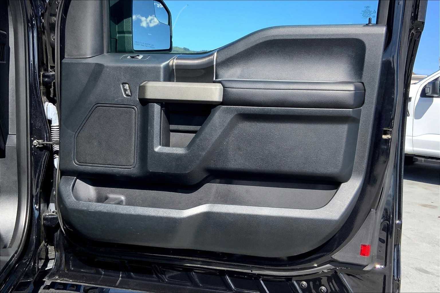 Certified 2019 Ford F150 Raptor image 28