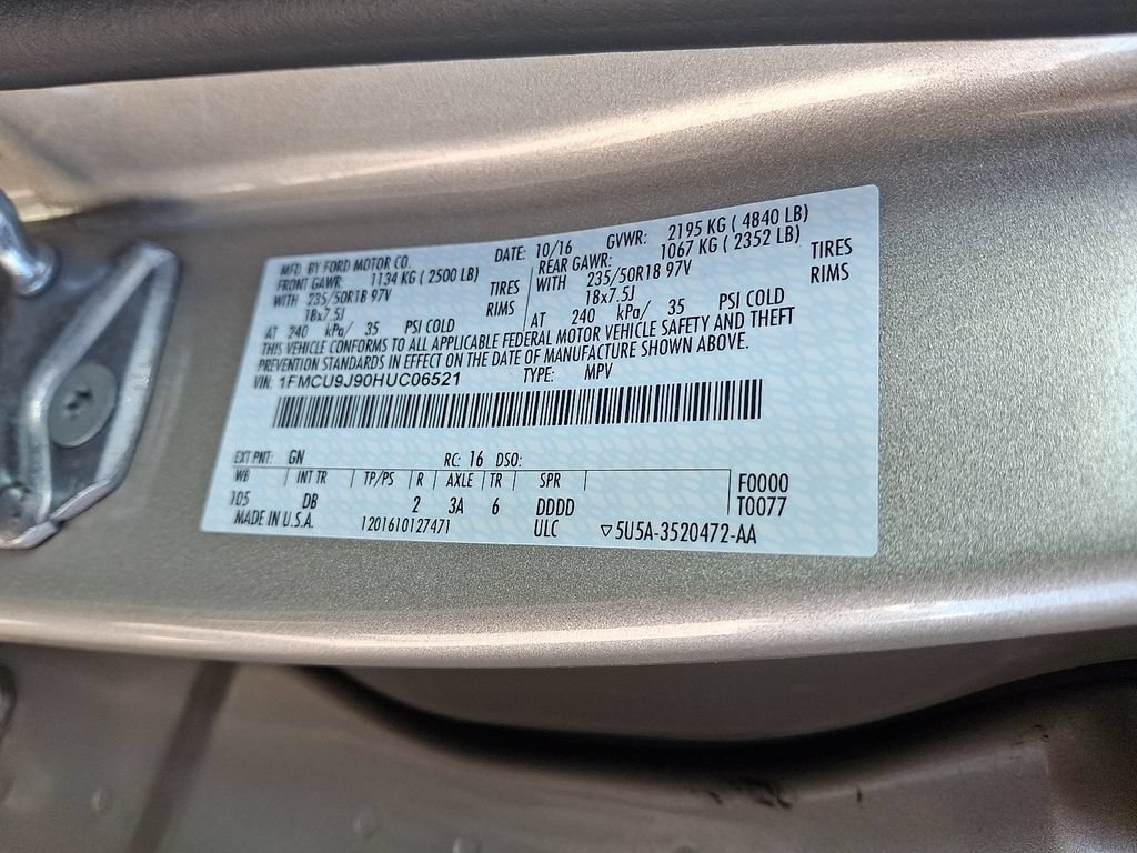 Certified 2017 Ford Escape Titanium AWD/4WD image 28