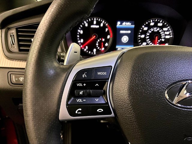 Used 2018 Hyundai Sonata Sport FWD image 17