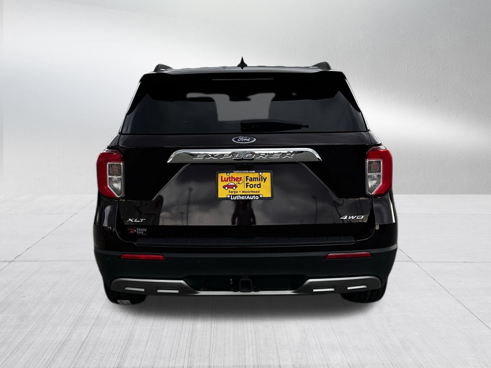 Certified 2023 Ford Explorer XLT w/ Equipment Group 202A AWD/4WD image 6