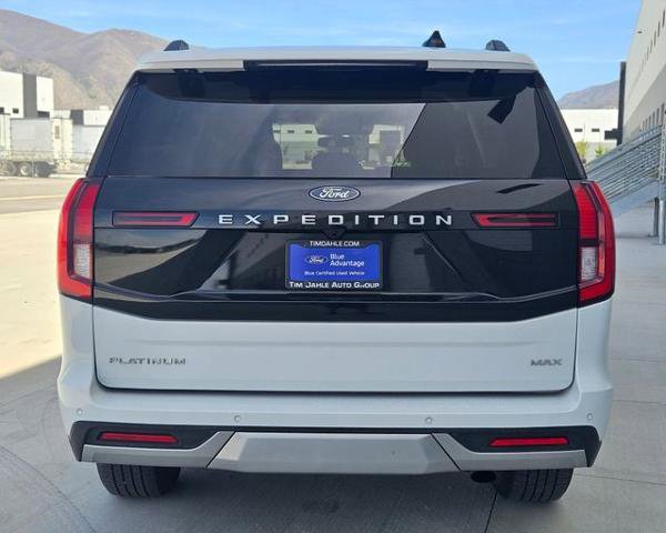 Certified 2025 Ford Expedition Max Platinum AWD/4WD image 4
