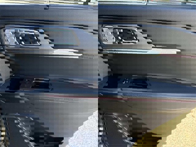 Certified 2025 Ford Explorer ST image 22