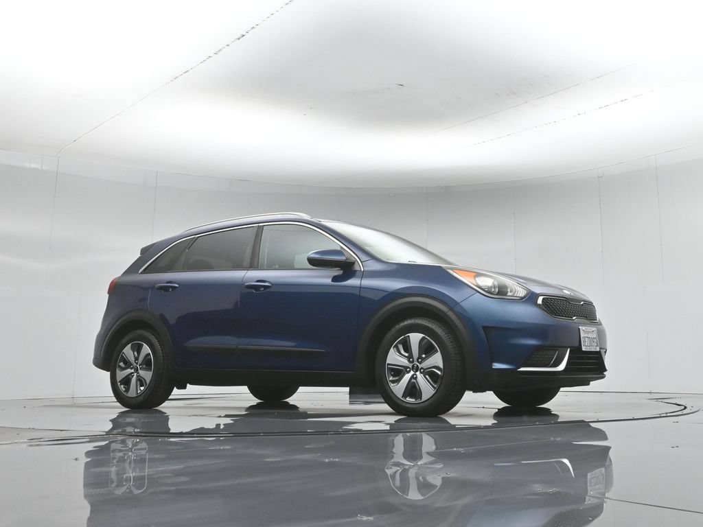 Used 2018 Kia Niro LX FWD image 4