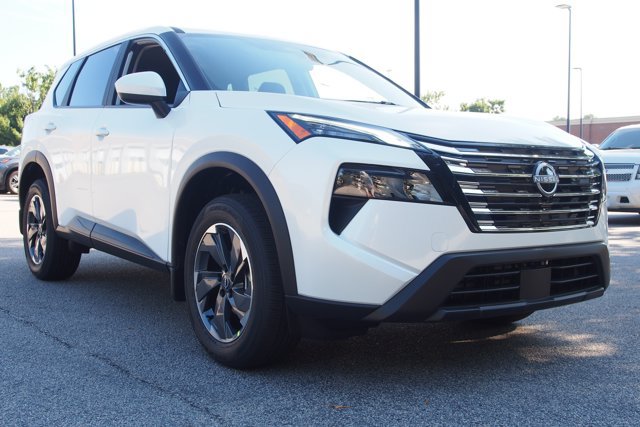 Used 2026 Nissan Rogue SV FWD image 1