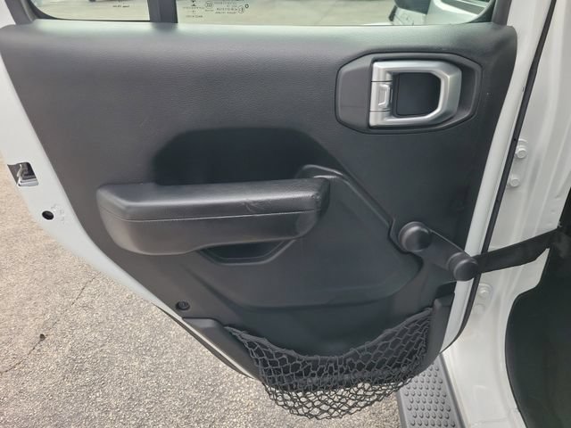Used 2018 Jeep Wrangler Unlimited Sport AWD/4WD image 11