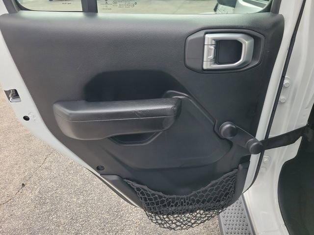 Used 2018 Jeep Wrangler Unlimited Sport AWD/4WD image 11