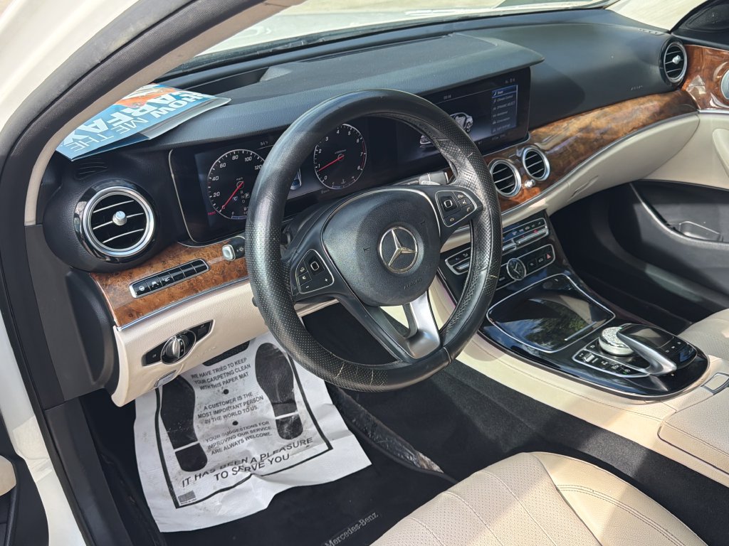 Used 2017 Mercedes-Benz E 300 image 6