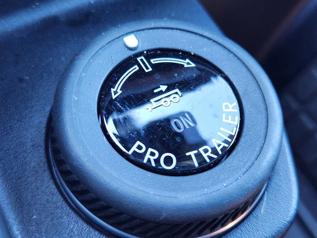 Certified 2025 Ford Expedition Max Active image 32