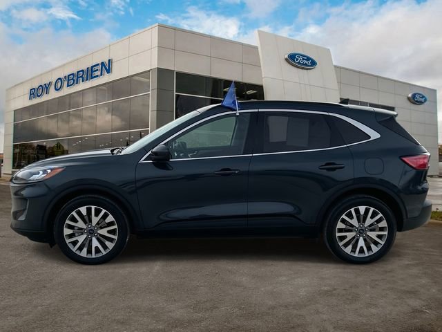 Certified 2022 Ford Escape Titanium w/ Class II Trailer Tow Package image 2