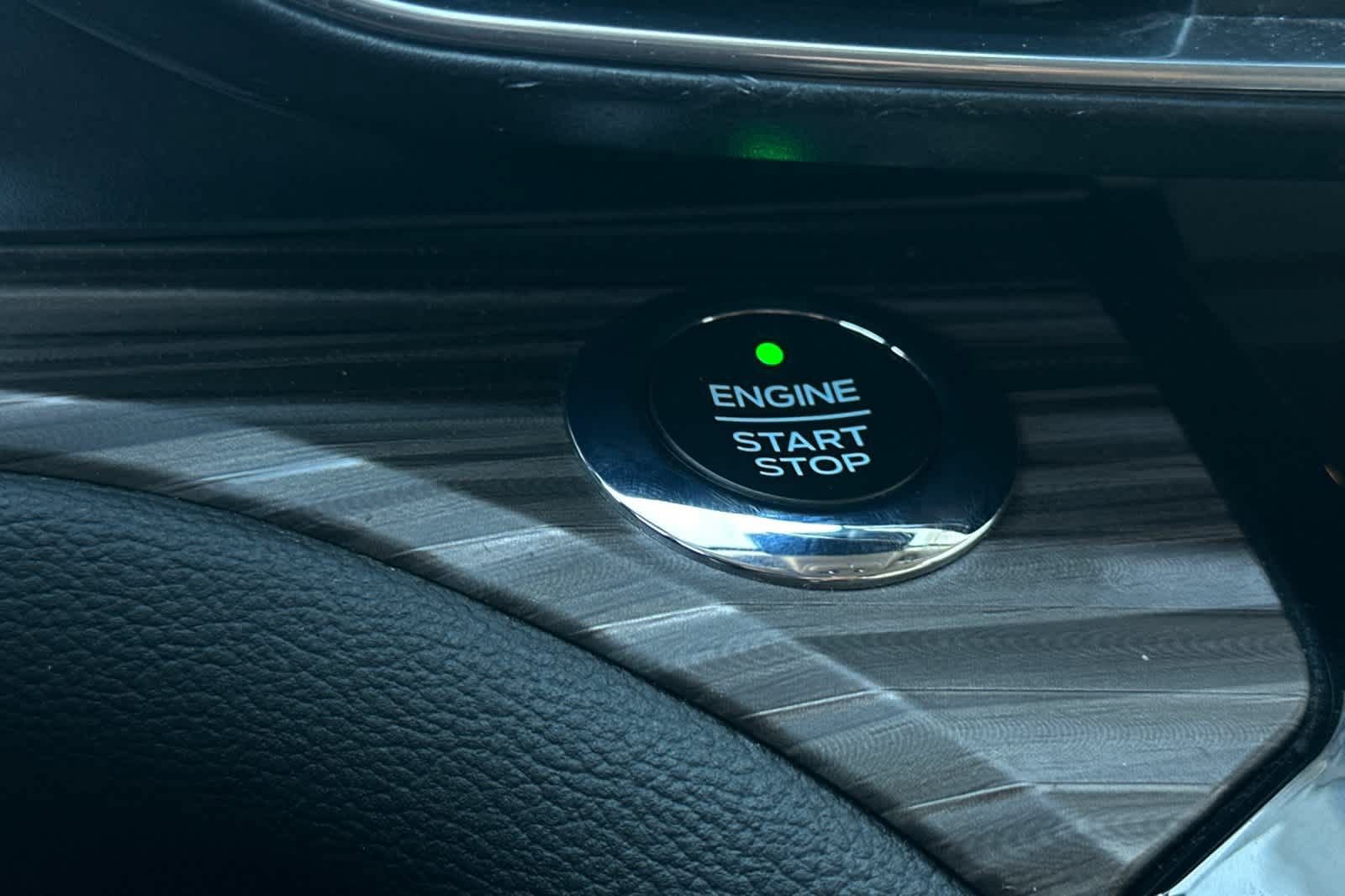 Certified 2021 Ford Explorer Limited w/ Hybrid Equipment Group 310A image 23