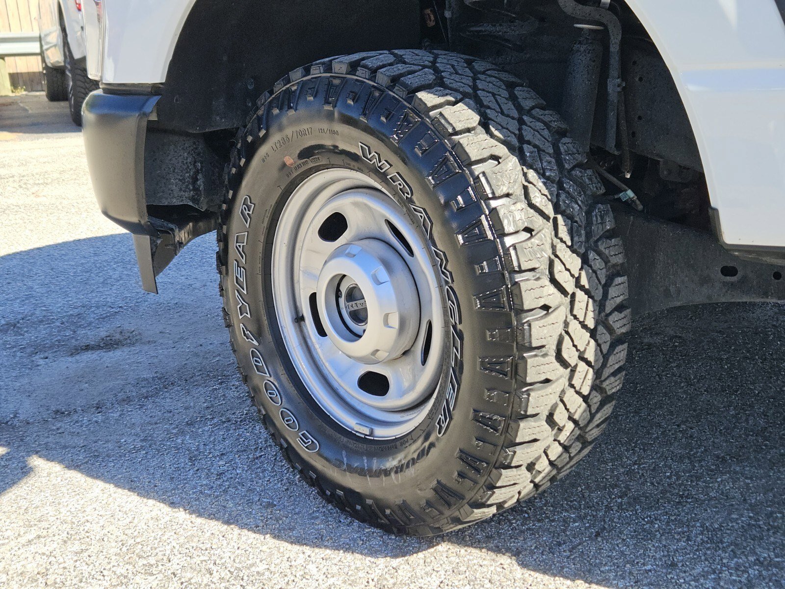 Certified 2024 Ford F350 XL w/ XL Off-Road Package image 30