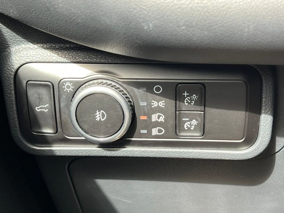 Certified 2025 Ford Explorer ST-Line image 24