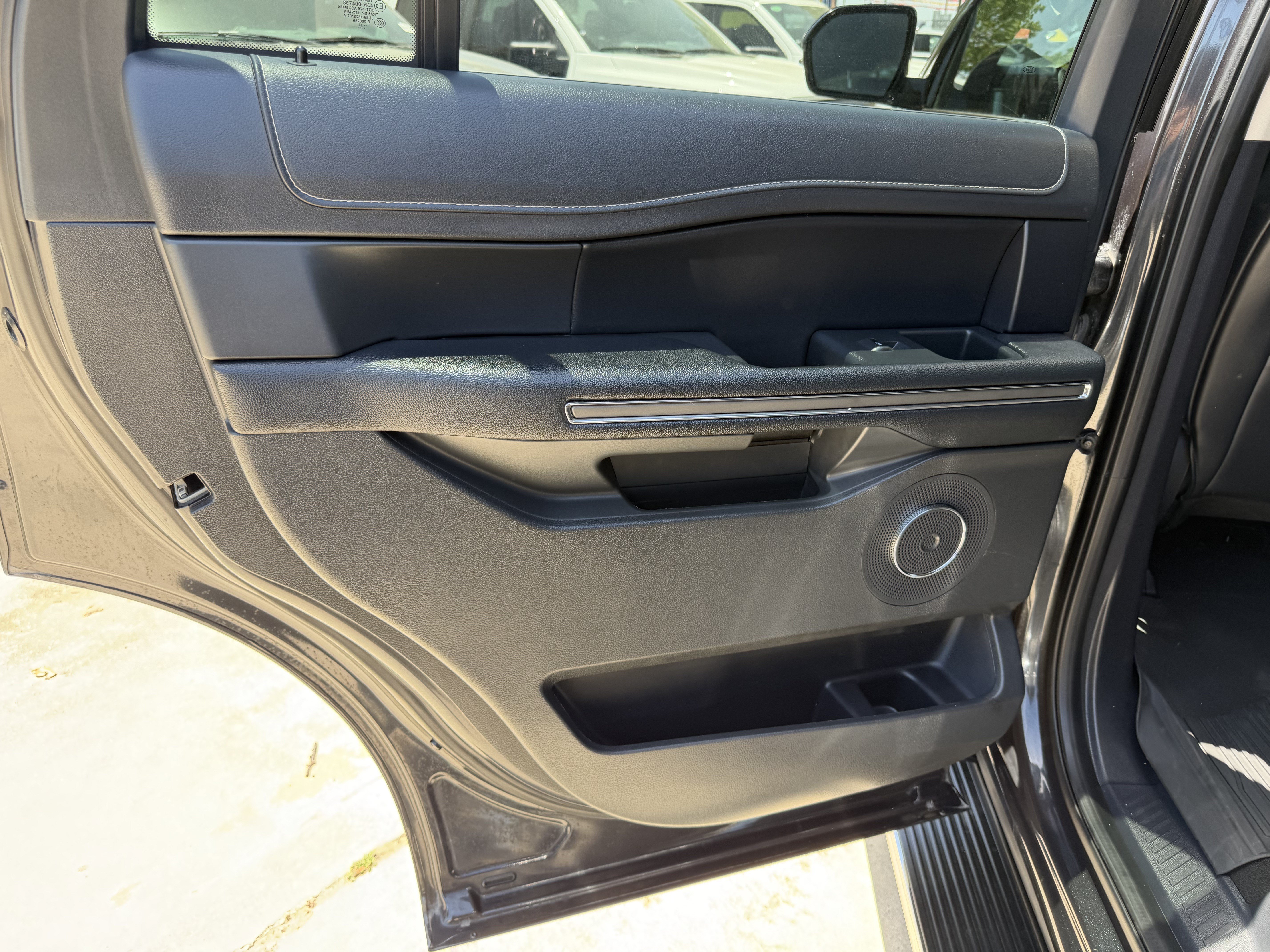 Certified 2023 Ford Expedition XLT RWD image 12