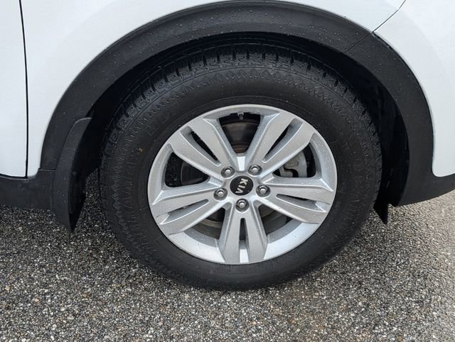 Used 2018 Kia Sportage LX w/ LX Popular Package image 15