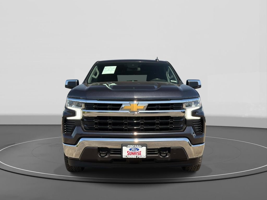 Used 2023 Chevrolet Silverado 1500 LT AWD/4WD image 3
