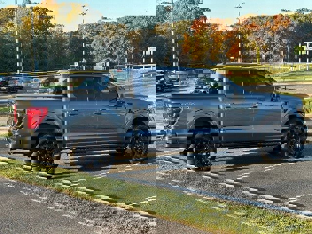 Certified 2022 Ford F150 XLT w/ XLT Black Appearance Package image 3