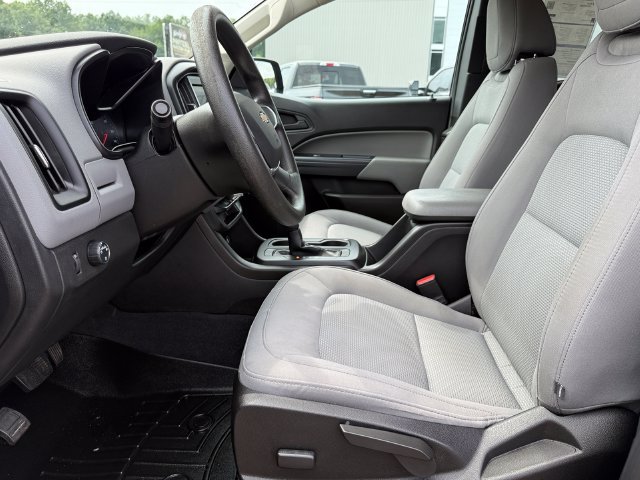 Used 2021 Chevrolet Colorado W/T w/ Custom Special Edition RWD image 19