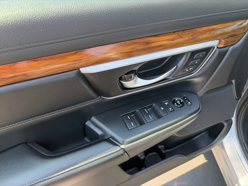 Used 2017 Honda CR-V EX-L image 17
