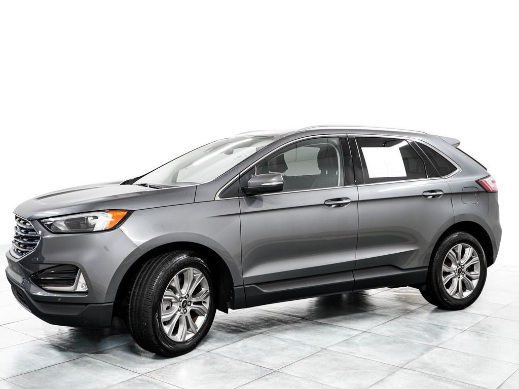 Certified 2023 Ford Edge Titanium AWD/4WD image 4