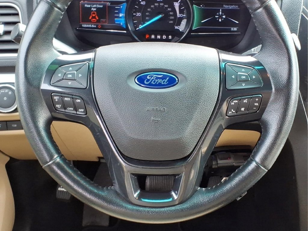 Certified 2017 Ford Explorer XLT w/ Equipment Group 201A AWD/4WD image 15