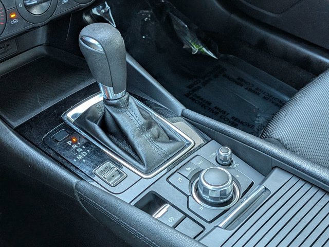 Used 2018 MAZDA MAZDA3 Sport image 28