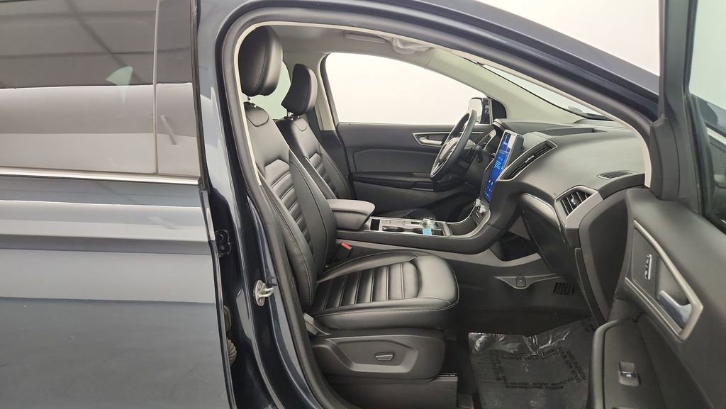 Certified 2022 Ford Edge SEL w/ Convenience Package image 29
