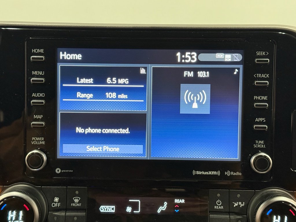 Used 2021 Toyota Highlander XLE image 23