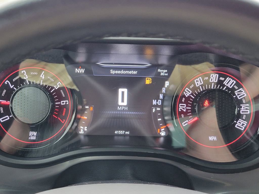 Used 2022 Dodge Challenger SXT w/ Plus Package image 28