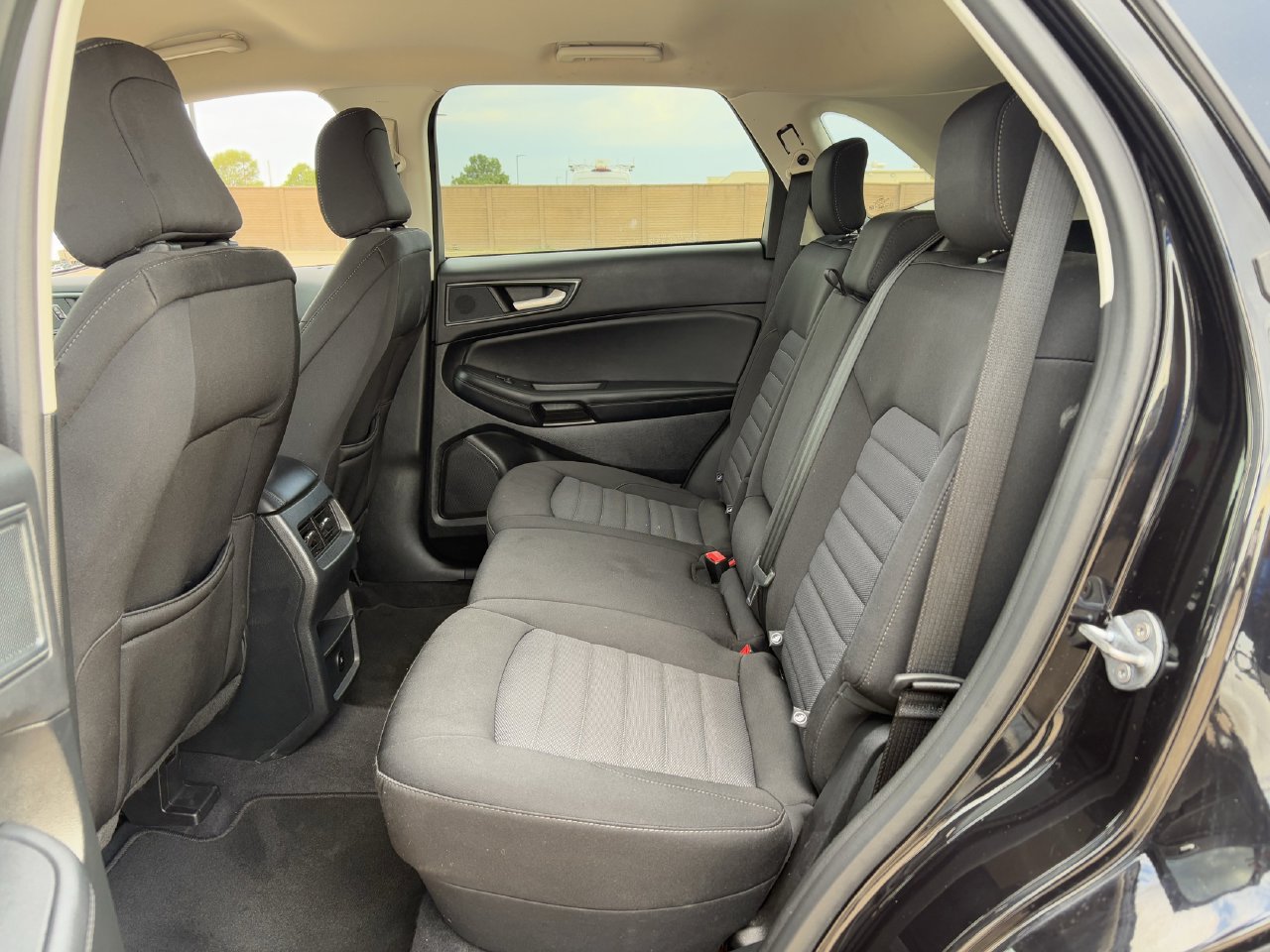 Certified 2024 Ford Edge SE w/ Black Appearance Package AWD/4WD image 29