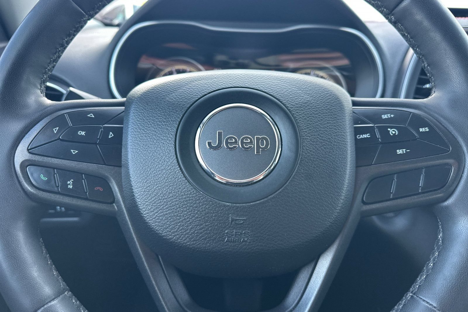 Used 2022 Jeep Cherokee Trailhawk w/ Trailer Tow Group AWD/4WD image 22