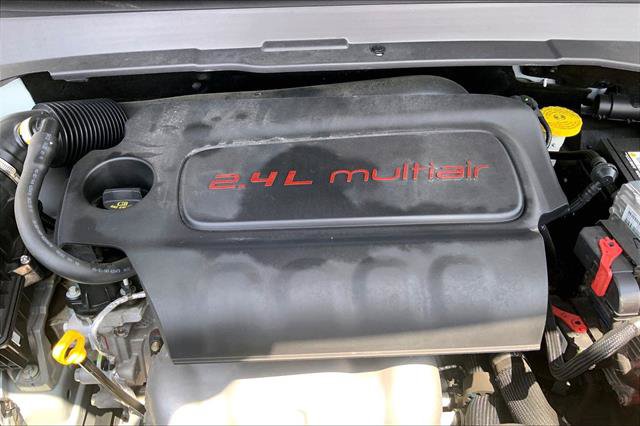 Used 2022 Jeep Compass Trailhawk w/ Trailhawk Convenience Group AWD/4WD image 10