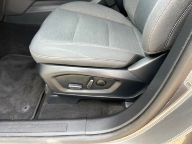 Certified 2025 Ford Explorer Active AWD/4WD image 11