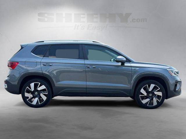 Used 2024 Volkswagen Taos SEL AWD/4WD image 10